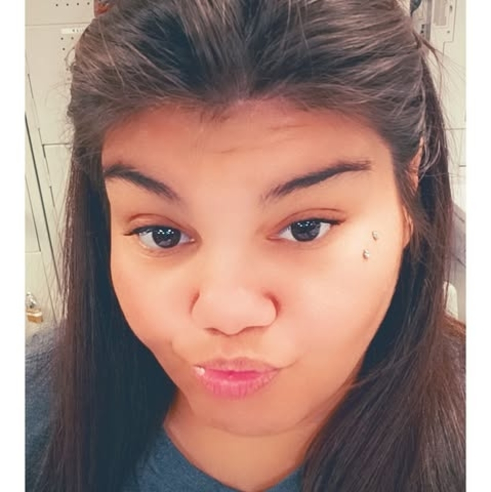 Meet your Posher, Brittni